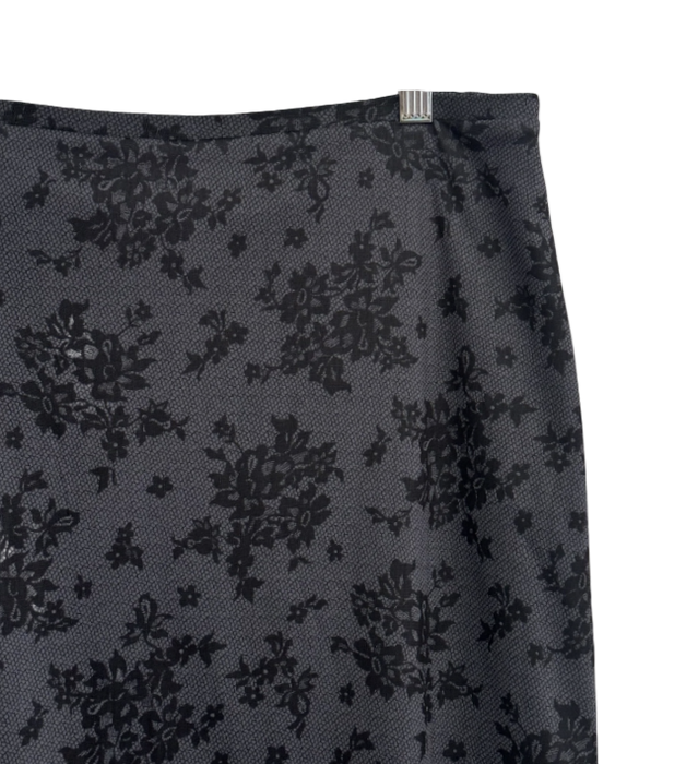 M/L Lace Pattern Midi Skirt