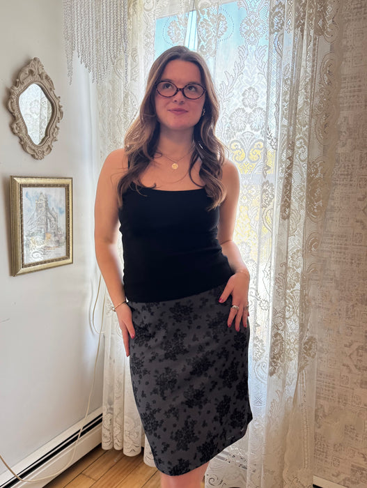 M/L Lace Pattern Midi Skirt