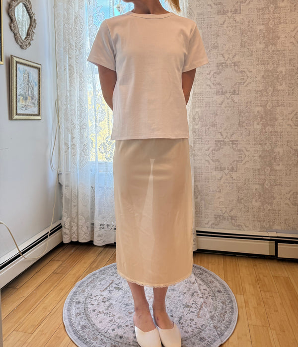 XS/S vintage off white slip skirt