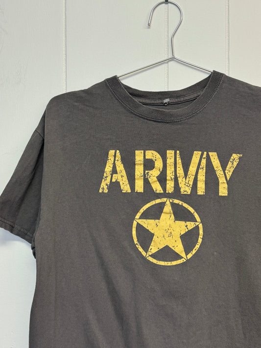 S/M y2k army tee