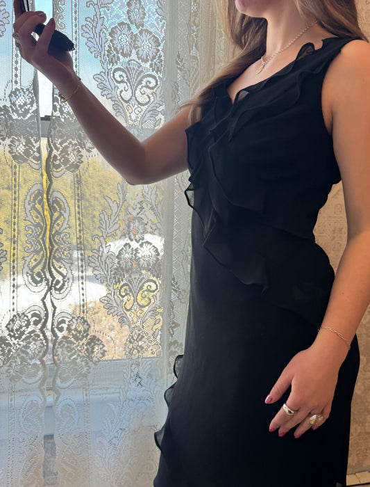 M 90s black ruffle dress